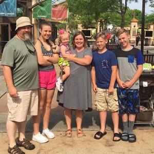 Meet your Posher, Angela